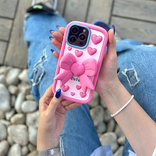 قاب فانتزی پاپیون صورتی آیفون