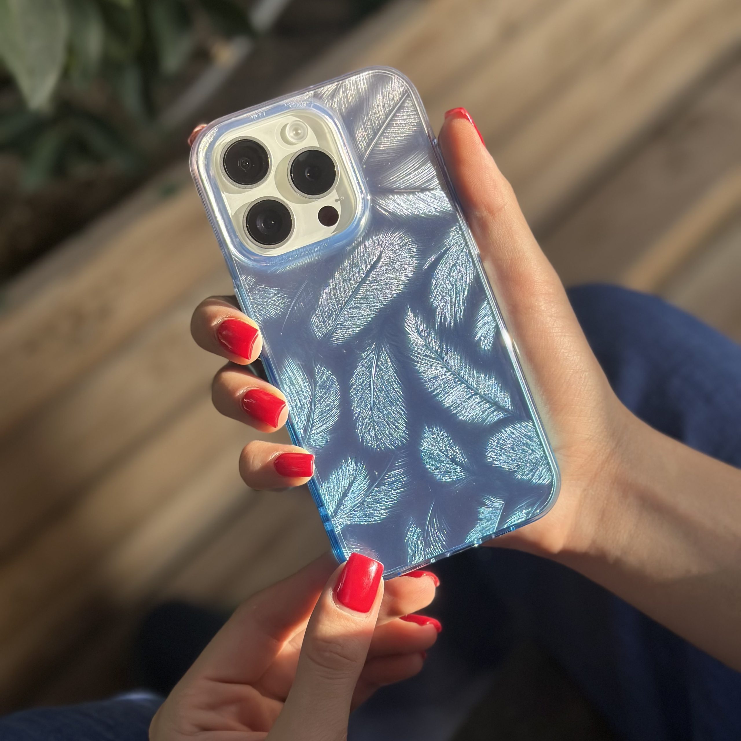 قاب طرح پر آیفون