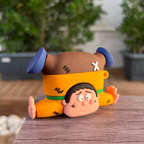 کاور ایرپاد 4 طرح پسر خنگ